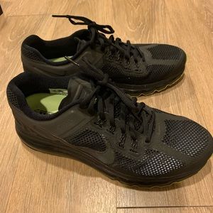 Men’s Nike Airmax+ 2013 limited edition black volt